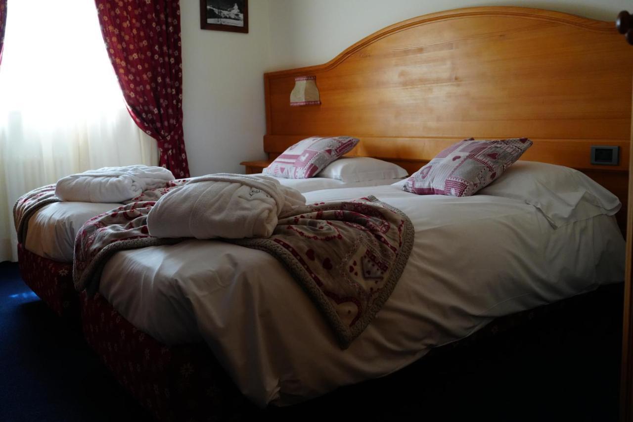 Hotel Cime Bianche ブレウイル・チェルヴィナイア エクステリア 写真