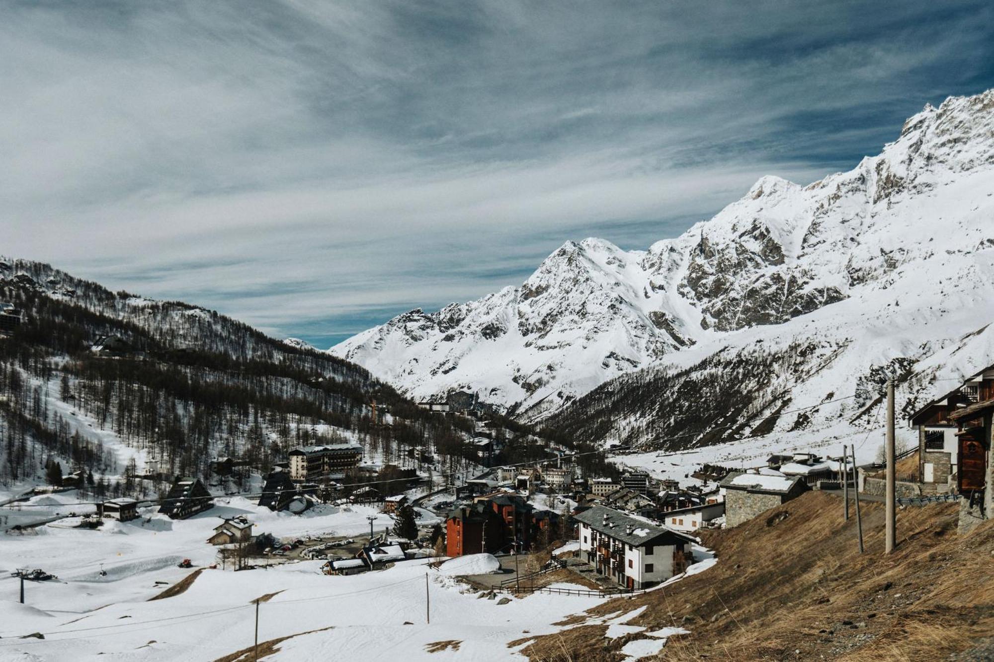 Hotel Cime Bianche ブレウイル・チェルヴィナイア エクステリア 写真