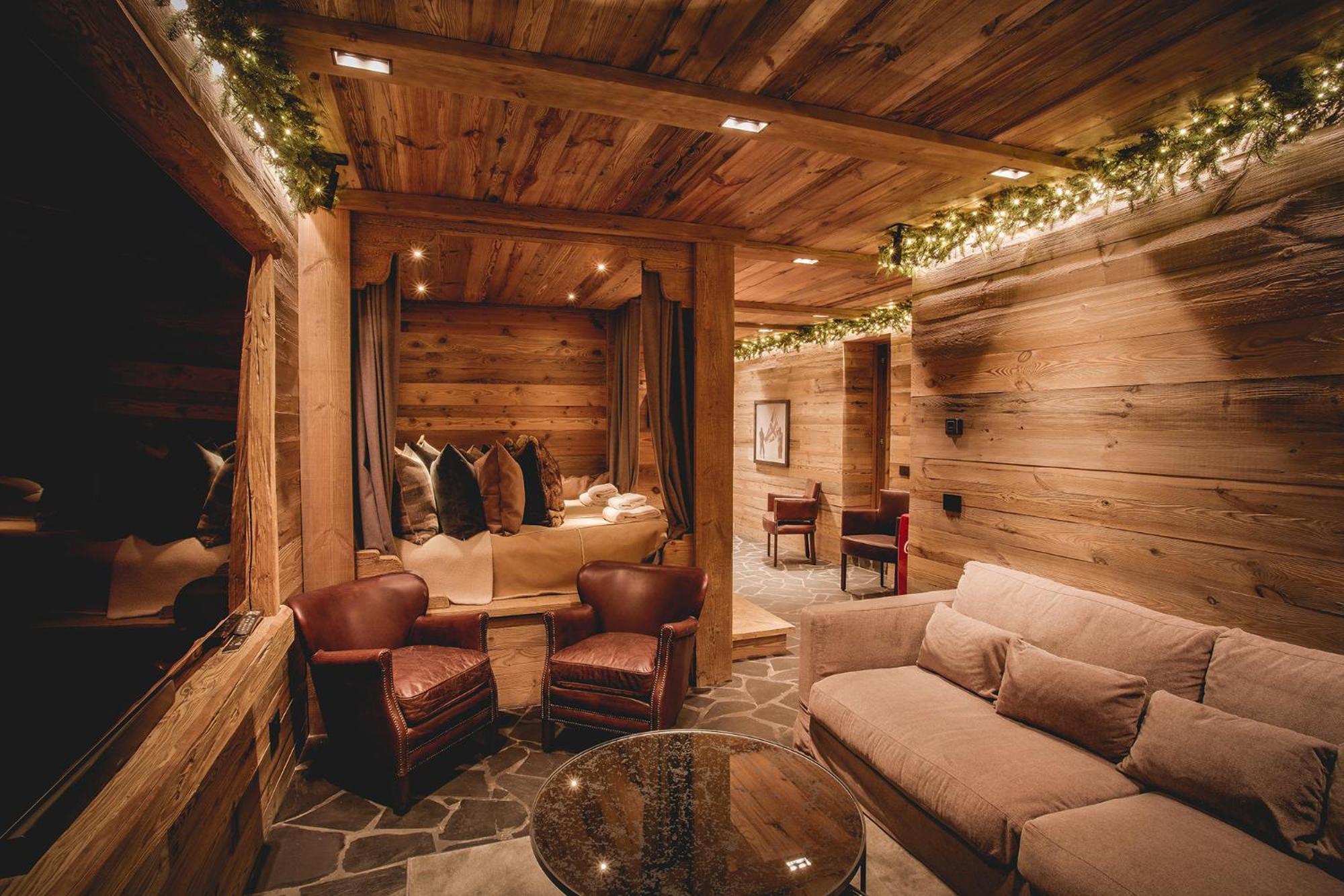 Hotel Cime Bianche ブレウイル・チェルヴィナイア エクステリア 写真