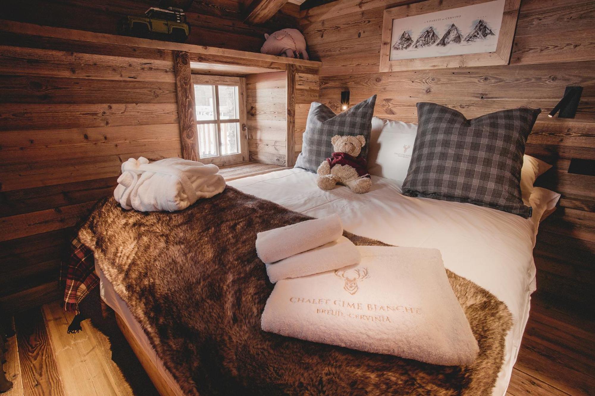 Hotel Cime Bianche ブレウイル・チェルヴィナイア エクステリア 写真