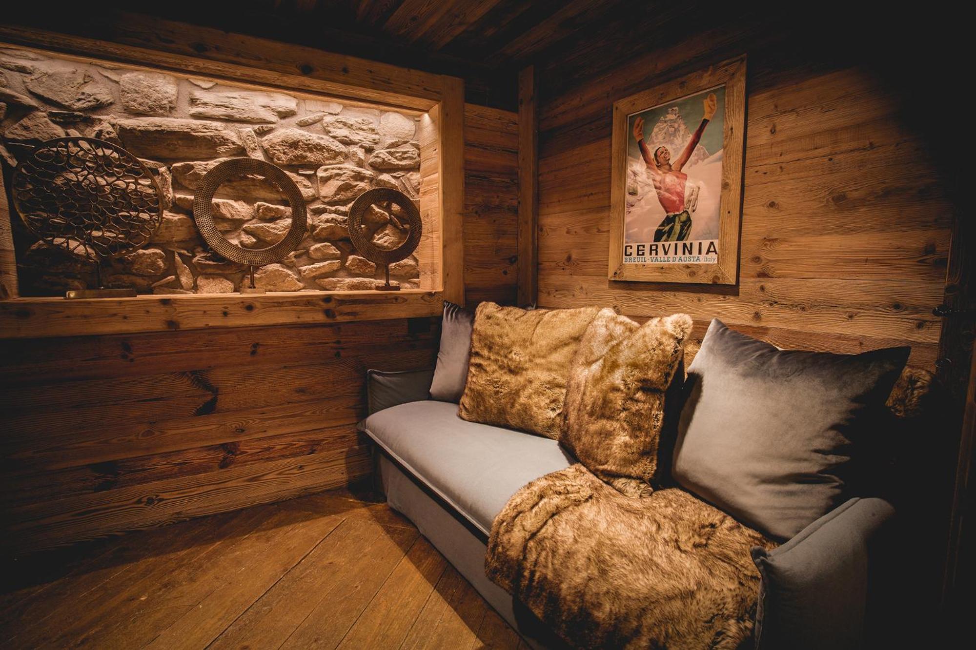 Hotel Cime Bianche ブレウイル・チェルヴィナイア エクステリア 写真