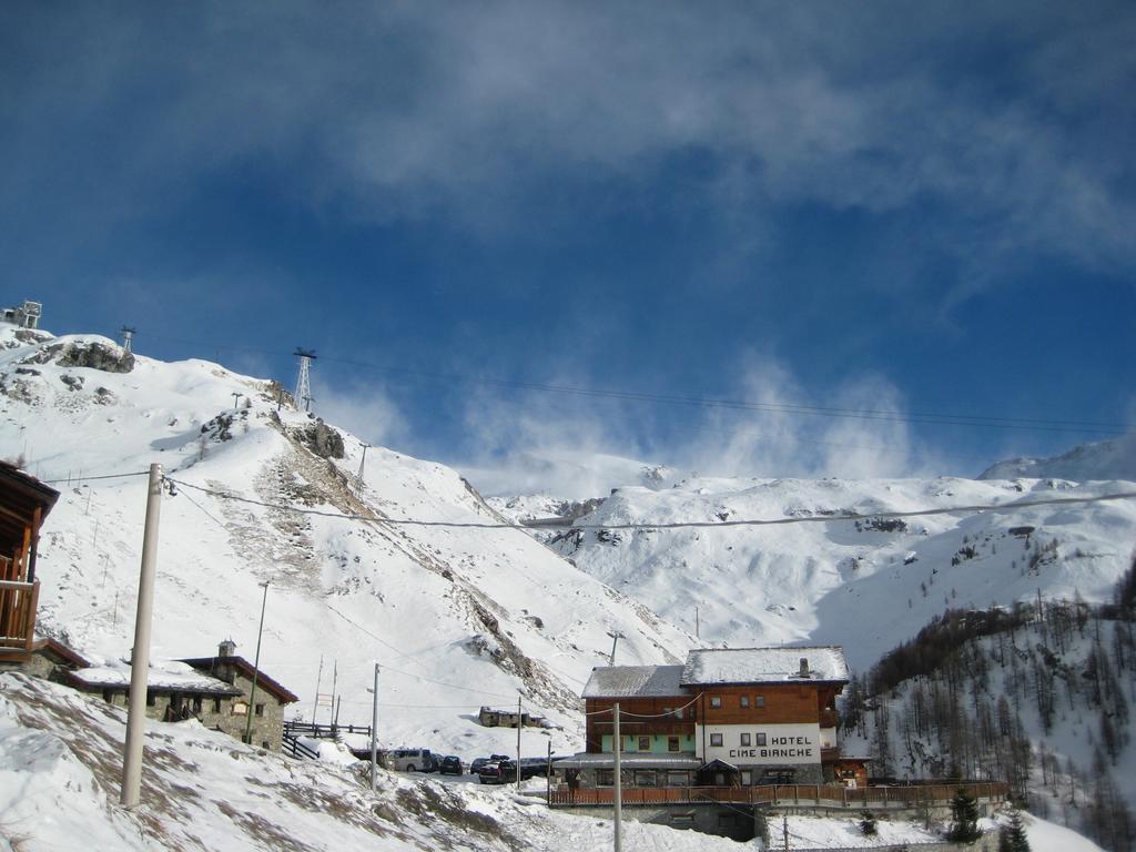 Hotel Cime Bianche ブレウイル・チェルヴィナイア エクステリア 写真